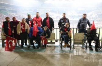 OBAM Üyelerinden Milli Takıma 90 Dakika Destek